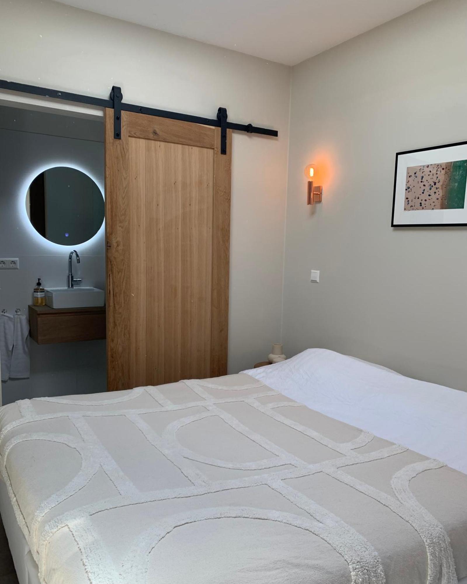 Beach Studio 35 With Private Parking Зандвоорт Стая снимка