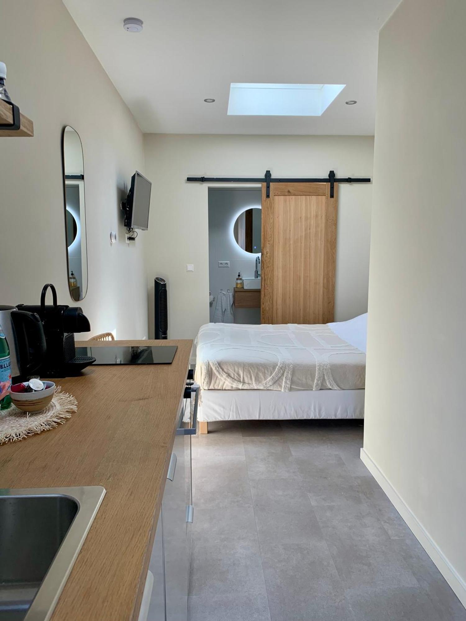 Beach Studio 35 With Private Parking Зандвоорт Екстериор снимка