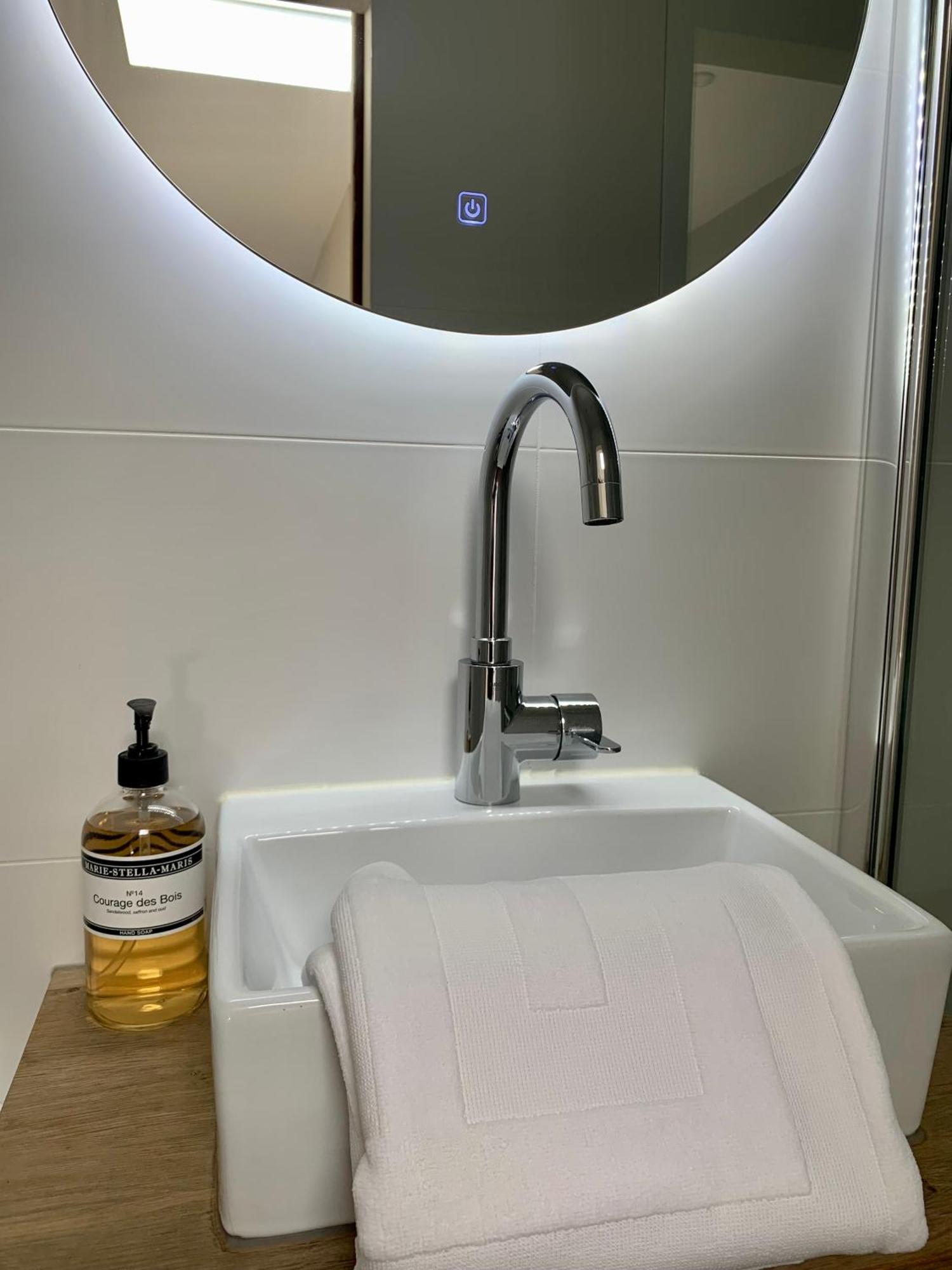 Beach Studio 35 With Private Parking Зандвоорт Екстериор снимка